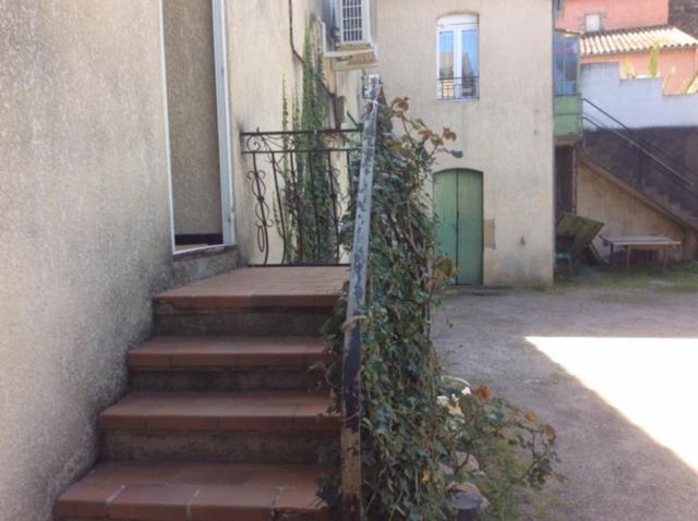 F1 spacieux Hérépian Extérieur photo